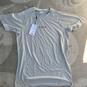 Gymshark “Chalk” Tshirt light grey